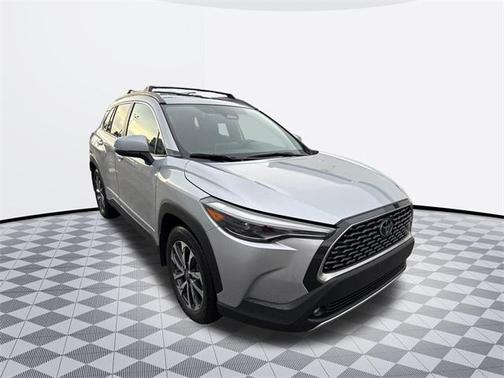2024 Toyota Corolla Cross XLE