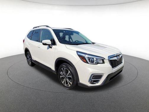 Crystal White Pearl 2019 Subaru Forester Limited