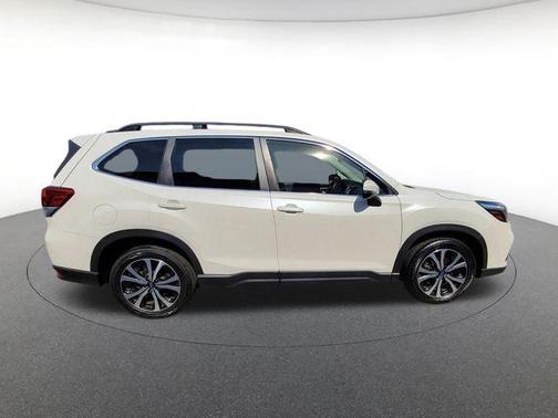 Crystal White Pearl 2019 Subaru Forester Limited