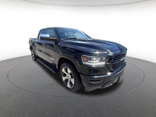 Black Forest Green Pearlcoat 2019 RAM 1500 Laramie