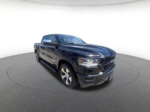 Black Forest Green Pearlcoat 2019 RAM 1500 Laramie