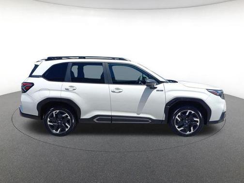Crystal White Pearl 2025 Subaru Forester Hybrid Limited