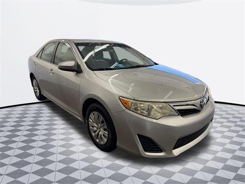 2014 Toyota Camry LE