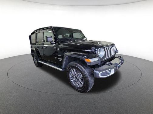 2024 Jeep Wrangler 4-Door Sahara 4x4