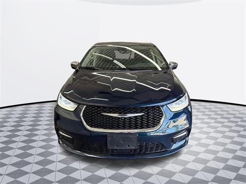 2022 Chrysler Pacifica Hybrid Limited