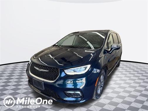 2022 Chrysler Pacifica Hybrid Limited