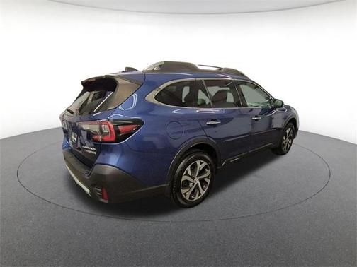 2022 Subaru Outback Touring XT