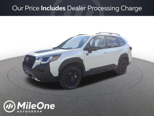 Crystal White Pearl 2025 Subaru Forester Wilderness