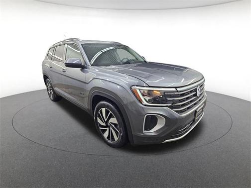 2025 Volkswagen Atlas 2.0T SE w/Technology 4MOTION