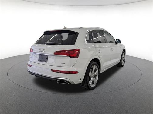 2025 Audi Q5 45 S line Premium Plus
