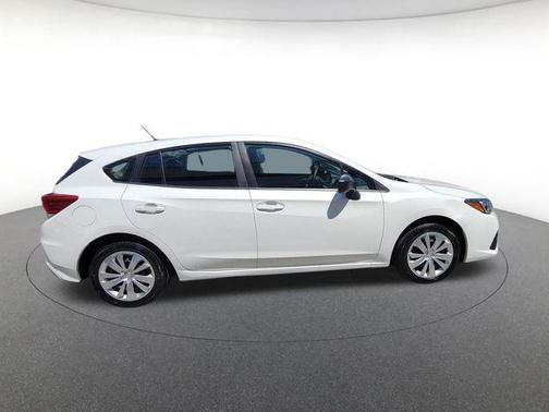 Crystal White Pearl 2022 Subaru Impreza Base