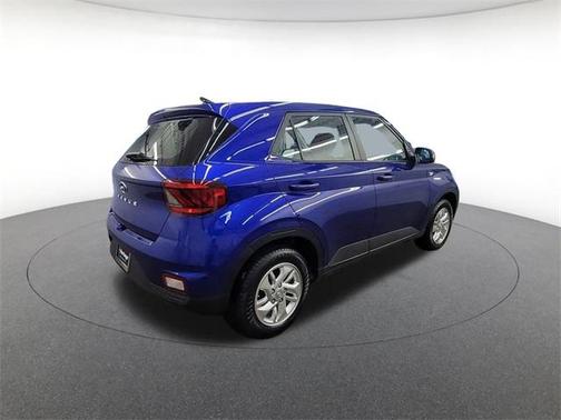 2022 Hyundai VENUE SE