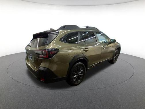 Autumn Green Metallic 2025 Subaru Outback Onyx Edition