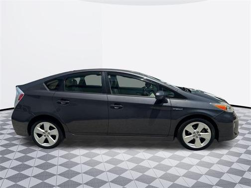 2014 Toyota Prius Five