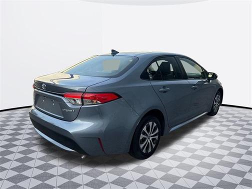 2022 Toyota Corolla Hybrid LE