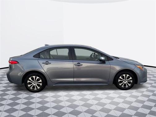 2022 Toyota Corolla Hybrid LE