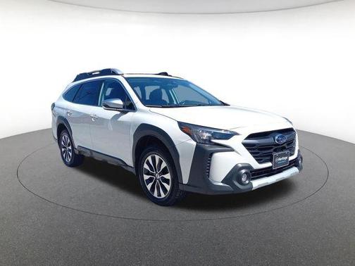Crystal White Pearl 2024 Subaru Outback Touring XT