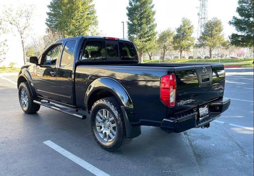2012 Nissan Frontier SV