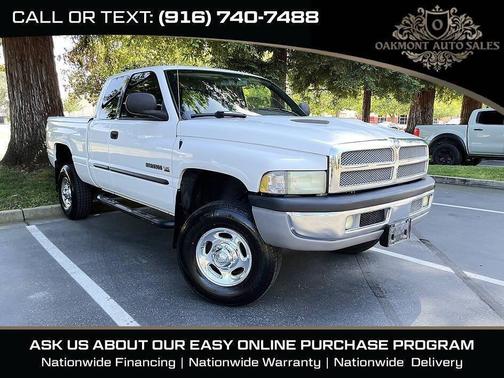 White 2002 Dodge Ram 2500 SLT Quad Cab