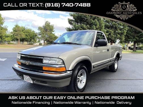 Gray 1999 Chevrolet S-10 Base