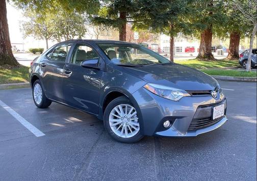 2014 Toyota Corolla LE Premium
