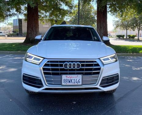 2018 Audi Q5 2.0T Premium Plus