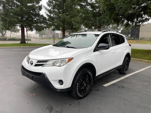 2014 Toyota RAV4 LE