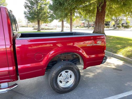 2003 Ford F-250 Lariat