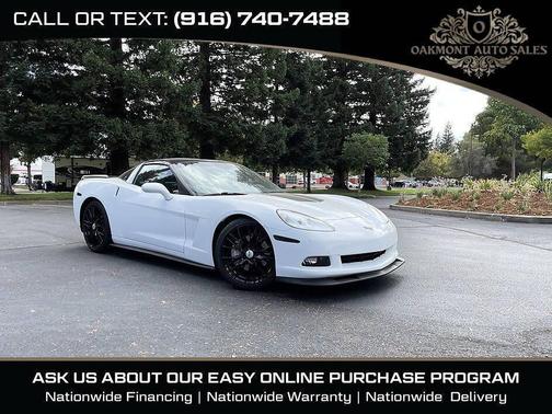 Arctic White 2011 Chevrolet Corvette Base