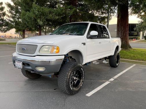 2001 Ford F-150 Lariat SuperCrew