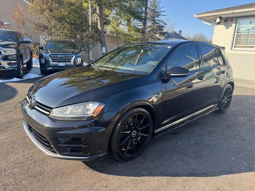 2017 Volkswagen Golf R 2.0T DSG