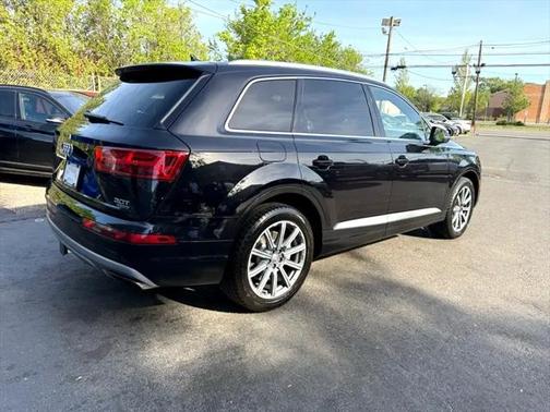 2017 Audi Q7 3.0T Premium