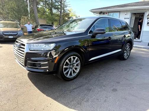 2017 Audi Q7 3.0T Premium