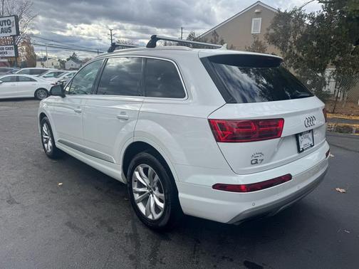 2019 Audi Q7 55 Premium Plus