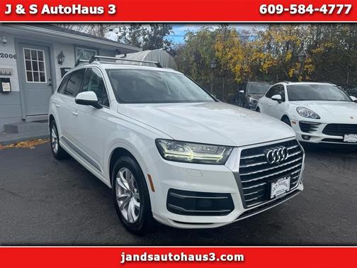 2019 Audi Q7 55 Premium Plus