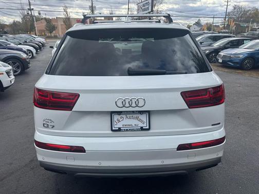 2019 Audi Q7 55 Premium Plus