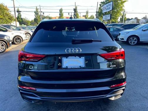 2019 Audi Q3 S line Premium Plus quattro