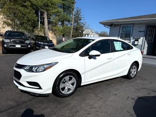 2018 Chevrolet Cruze LS