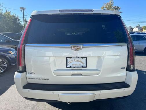 2015 Cadillac Escalade ESV Premium