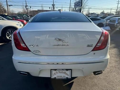 2014 Jaguar XJ XJL Portfolio