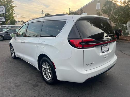 2021 Chrysler Pacifica Touring Plus