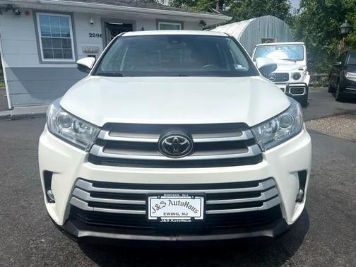 2019 Toyota Highlander LE Plus