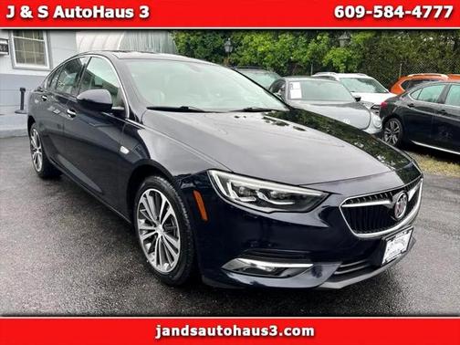 2018 Buick Regal Sportback Essence