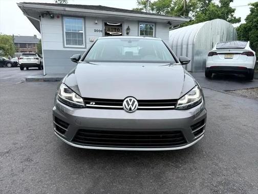 2016 Volkswagen Golf R 2.0T DSG