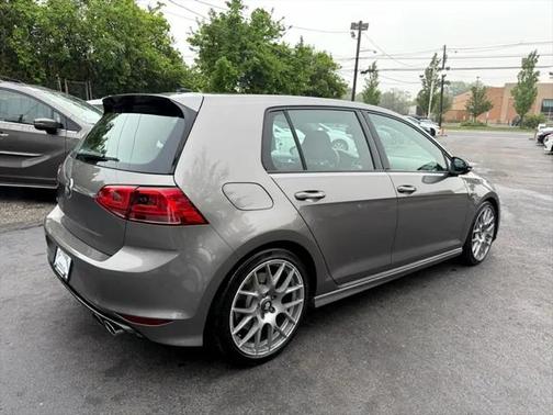 2016 Volkswagen Golf R 2.0T DSG