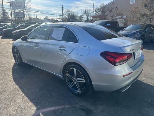 2020 Mercedes-Benz A-Class A 220