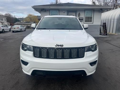 2021 Jeep Grand Cherokee Laredo