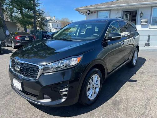 Black 2020 Kia Sorento L