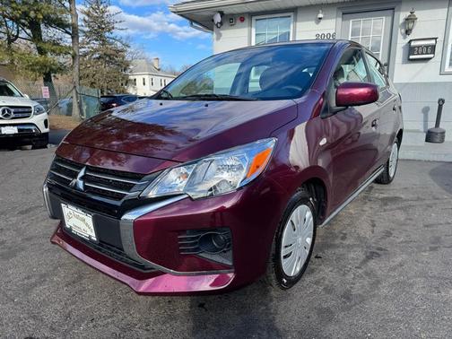 2024 Mitsubishi Mirage LE