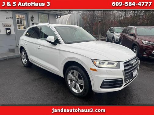 2018 Audi Q5 2.0T Premium Plus